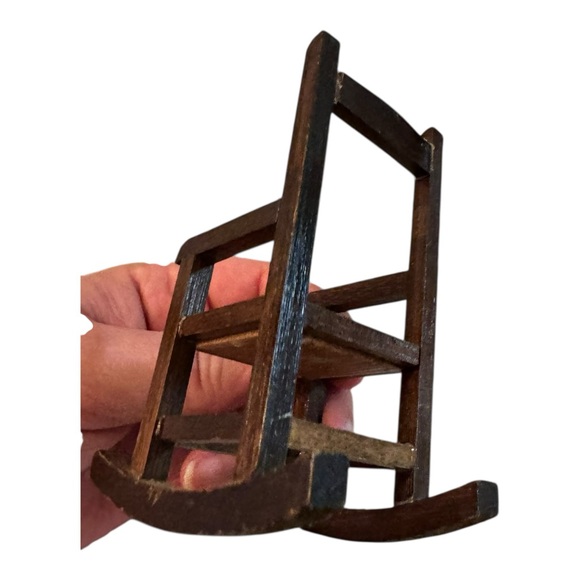 Vintage dollhouse miniatures Wooden Rocking Chair with Woven Seat - Picture 3 of 6